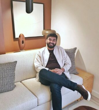 Akchat Jha